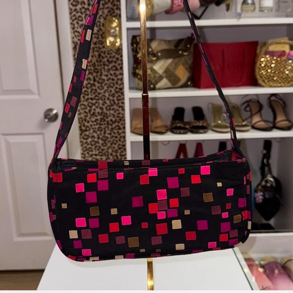 Stylish Black and Pink Women's Bag - Picture 1 of 8